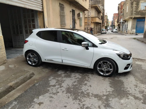 Renault Clio 4 2016 GT Line +