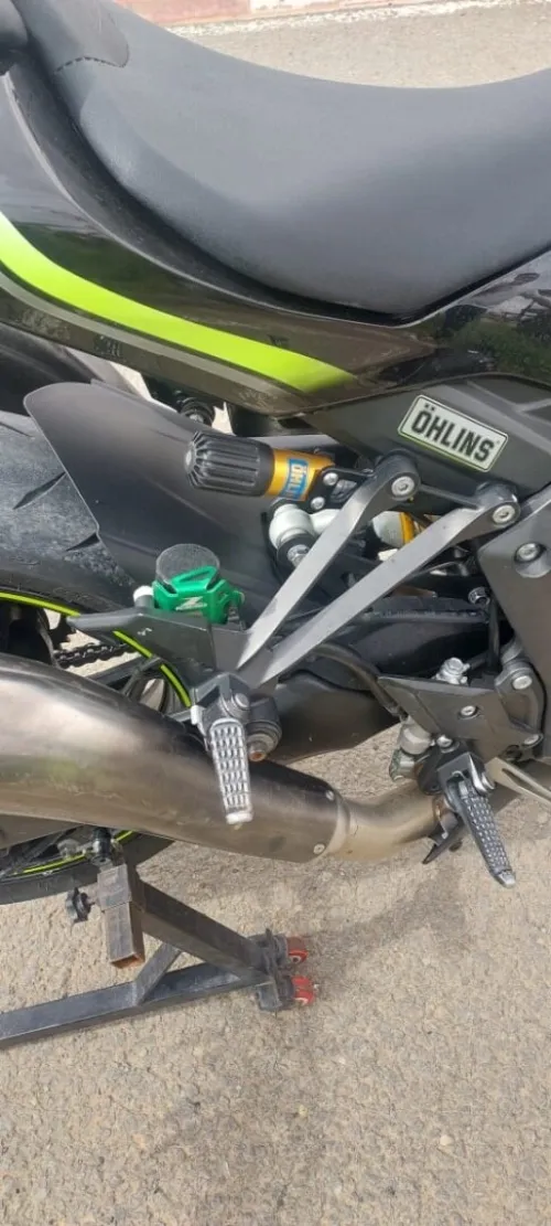 Kawasaki Z1000 robot 2017