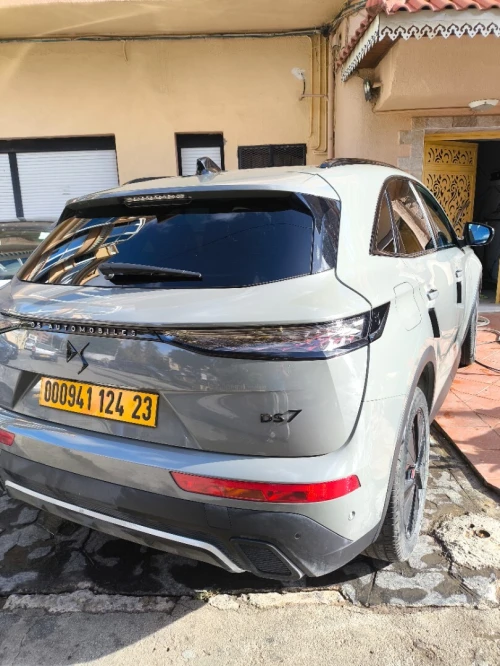 DS Ds7 automobile 2024 