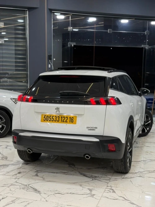 Peugeot 2008 2022 Full options