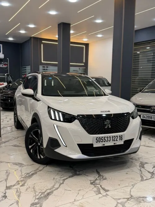 Peugeot 2008 2022 Full options