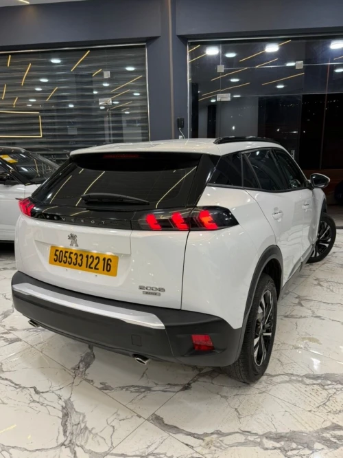 Peugeot 2008 2022 Full options