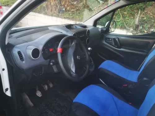 Peugeot Partner 2013 B9