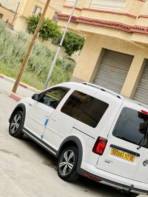 Volkswagen Caddy 2017 Altrack
