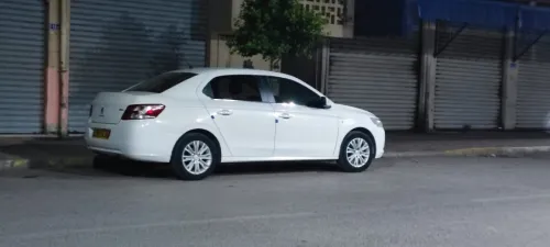 Peugeot 301 2014 Allure