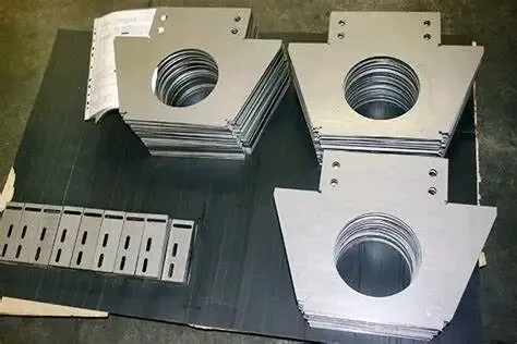 Découpage laser fibre (tôle, tube) , poinçonnage cnc jusqu'à 3 mm, pliage
