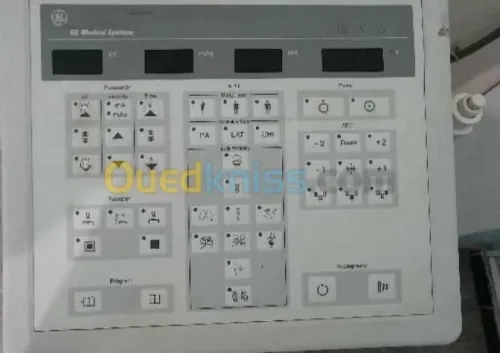 Table de radiologie os-poumon marque GE 600ma en bon état en  marche