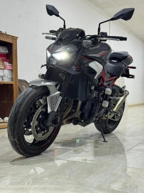 Kawazaki Z900 2025 2025