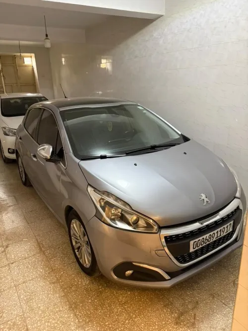 Peugeot 208 2019 Allure Facelift