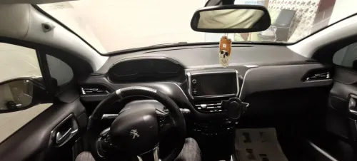 Peugeot 208 2019 Allure Facelift