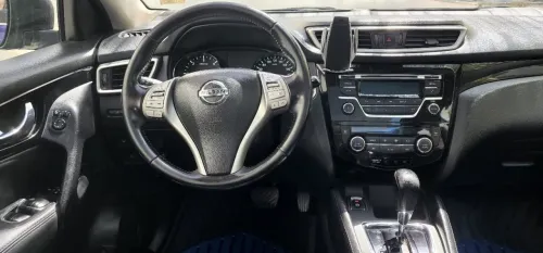 Nissan qashqai nissan 2017 مجمول