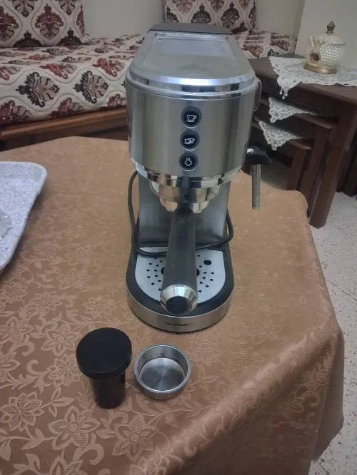 ماكينة قهوة إسبريسو SilverCrest بحالة جيدة