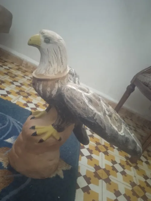 Poterie aigle