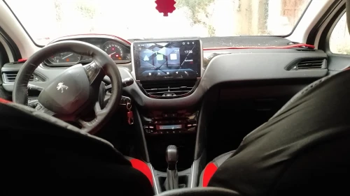 Peugeot 208 2016 208