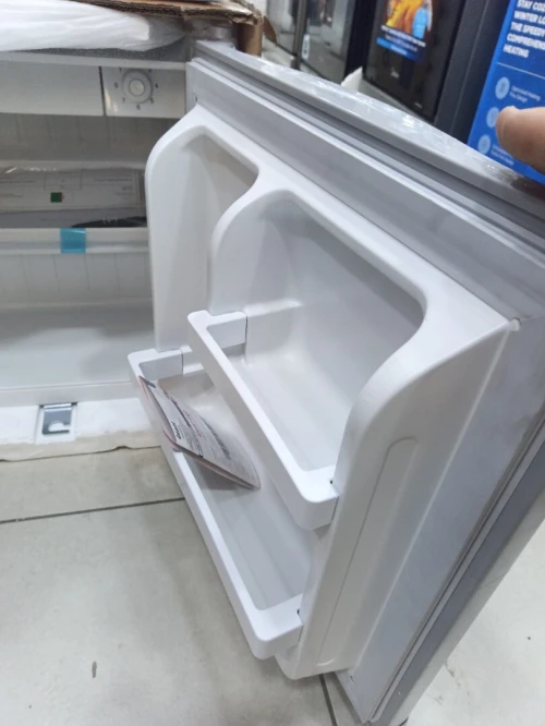 Promo minibar Géant Gris 50L