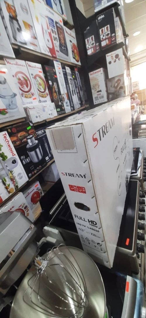 PROMOTION STREAM 43  43 LED DEMO INTEGRE GARANTIE 5 ANS