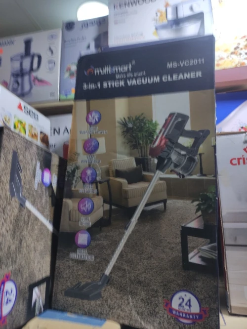 promo aspirateur a balai multi smart 850w