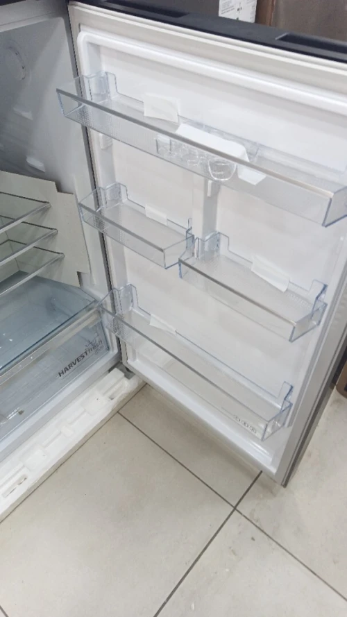 PROMO RÉFRIGÉRATEUR BEKO 480 NOFROST HARVEST FRESH SILVER AVEC ÉCRAN LCD NOIR