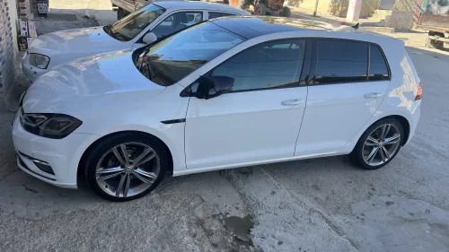 Volkswagen Golf 7 2018 Lacara Plis