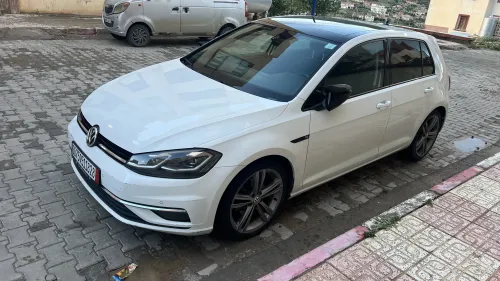Volkswagen Golf 7 2018 Carat