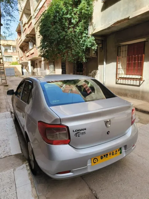 Dacia Logan 2014 Laureate