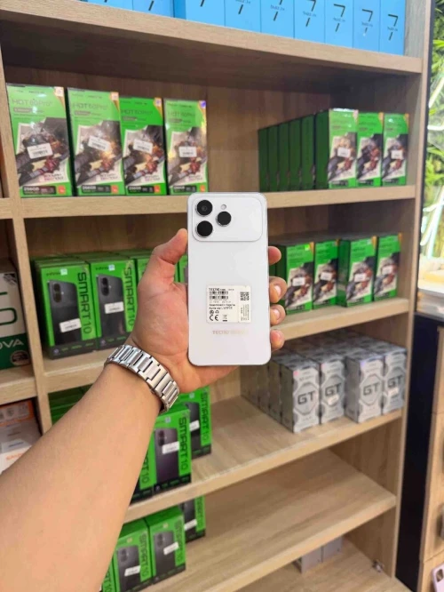 Tecno SPARK 40
