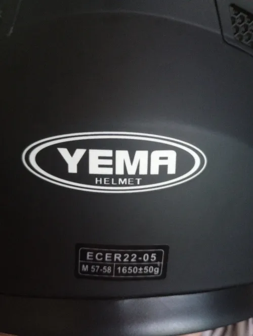 Casque moto YEMA