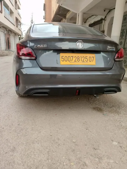 MG MG 5 2025 MG5