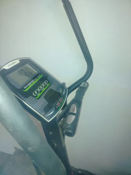 Vélo elliptique AXION