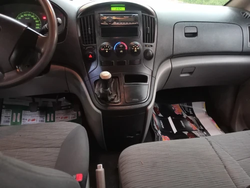 Hyundai H1 2013 Vitré 6 places