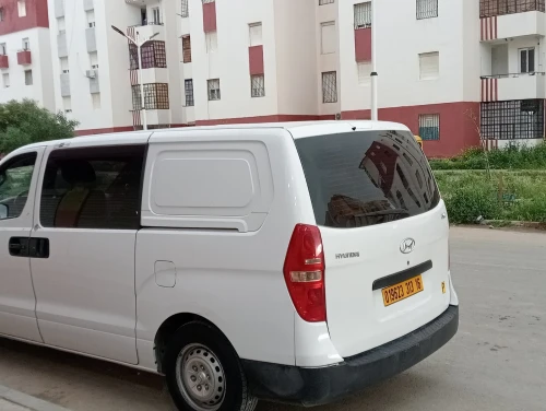 Hyundai H1 2013 Vitré 6 places