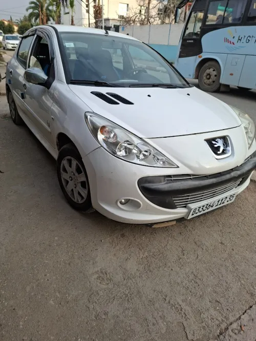 Peugeot 206 Plus 2012 generation