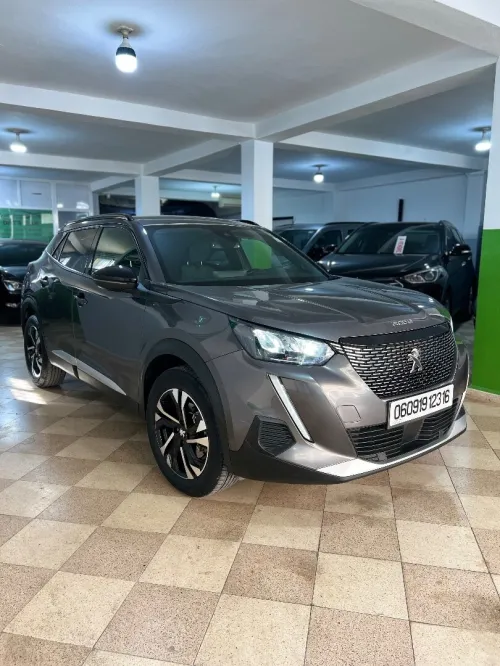 Peugeot 2008 2023 Active Pack