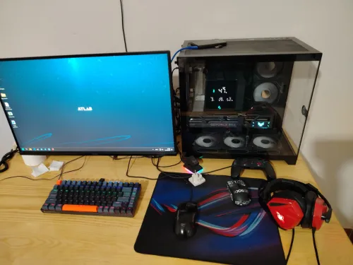 PC Gaming (Ryzen 5 9600x + Asus TUF RTX 5070 OC)