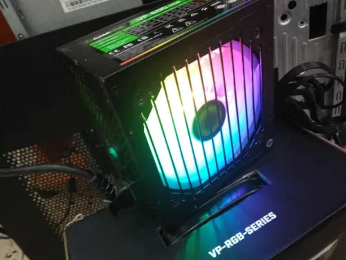 Alimentation GAMEMAX 600W 80+ BRONZE RGB SEMI-MODULAIRE