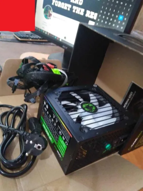 Alimentation GAMEMAX 600W 80+ BRONZE RGB SEMI-MODULAIRE