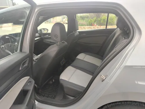 Volkswagen Golf 8 2026 R-Line