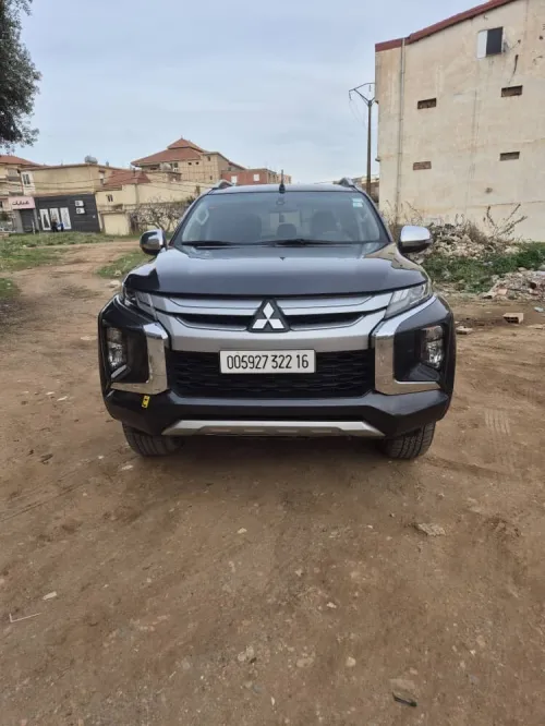 Mitsubishi L200 2022 Doube cabine Evolution