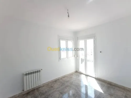 Location Appartement F5 Alger Bordj el bahri