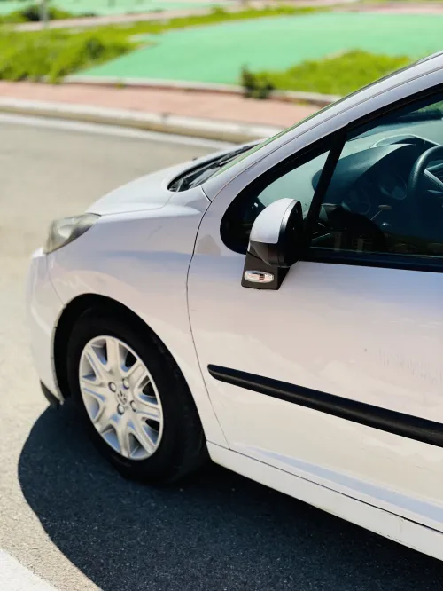 Peugeot 207 2010 207