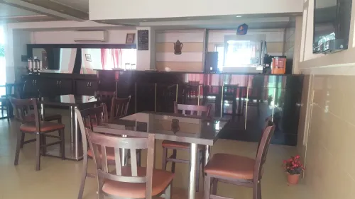 HOTEL LE BEAU FAYET 
