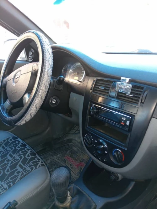 Chevrolet Optra 4 portes 2013 Optra 4 portes