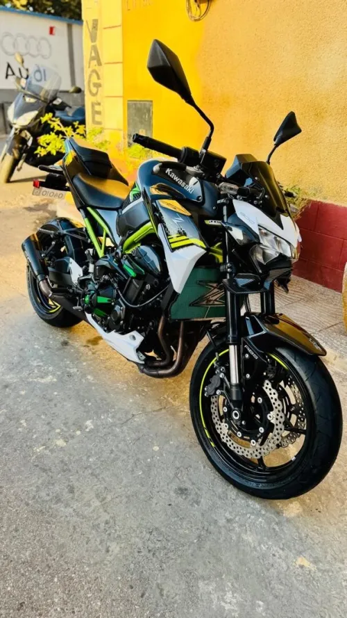 Kawasaki Z900 2022