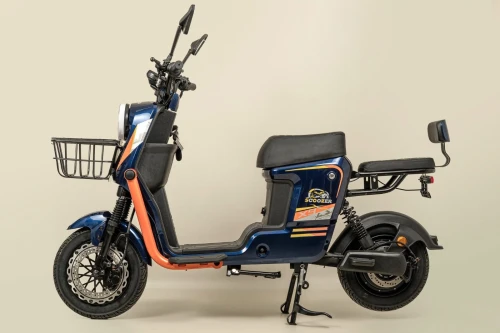 SCOOTER ÉLECTRIQUE vitesse 55 km/h