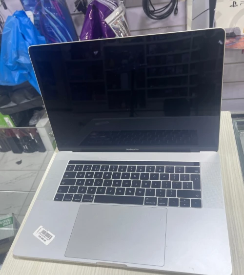 MacBook Pro 2015 2020 en excellent état avec garantie