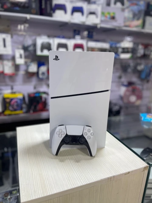 PlayStation ps5 slim très bon état 10/10