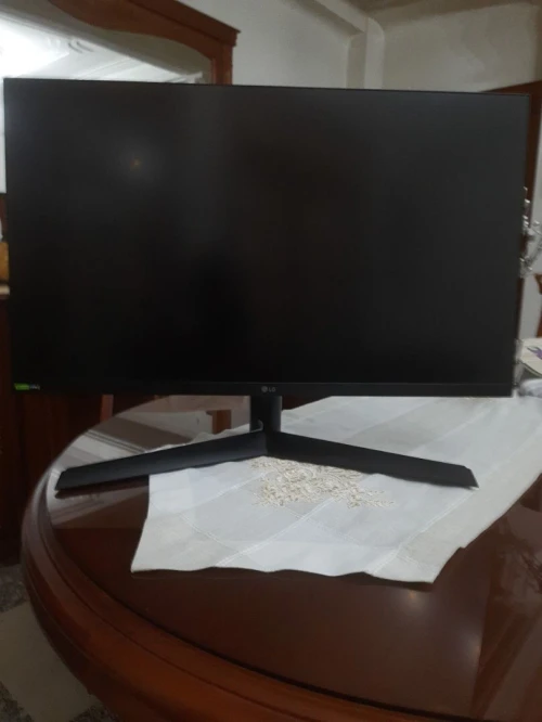 Écran LG Ultra Gear très neuf 