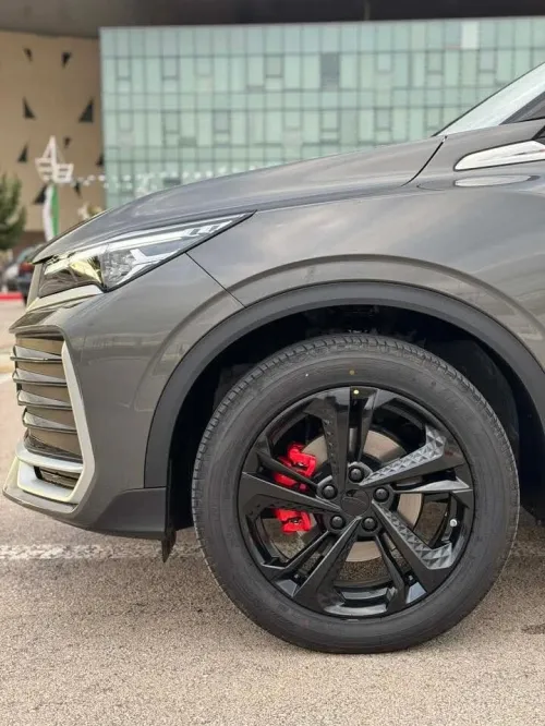 Geely Coolray 2025 