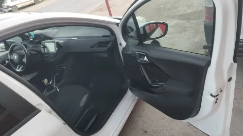 Peugeot 208 2013 Allure