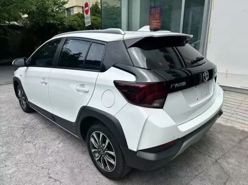 Toyota Yaris L 2023 